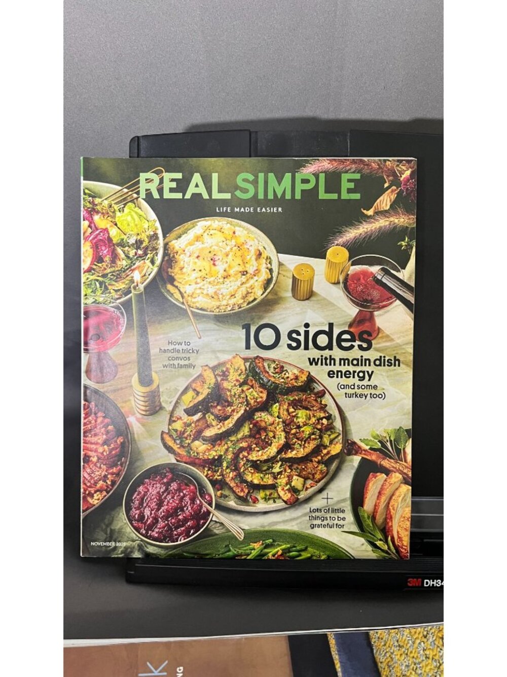 Set Of Real Simple Magazine Issues 2025 - Picture 7 of 7